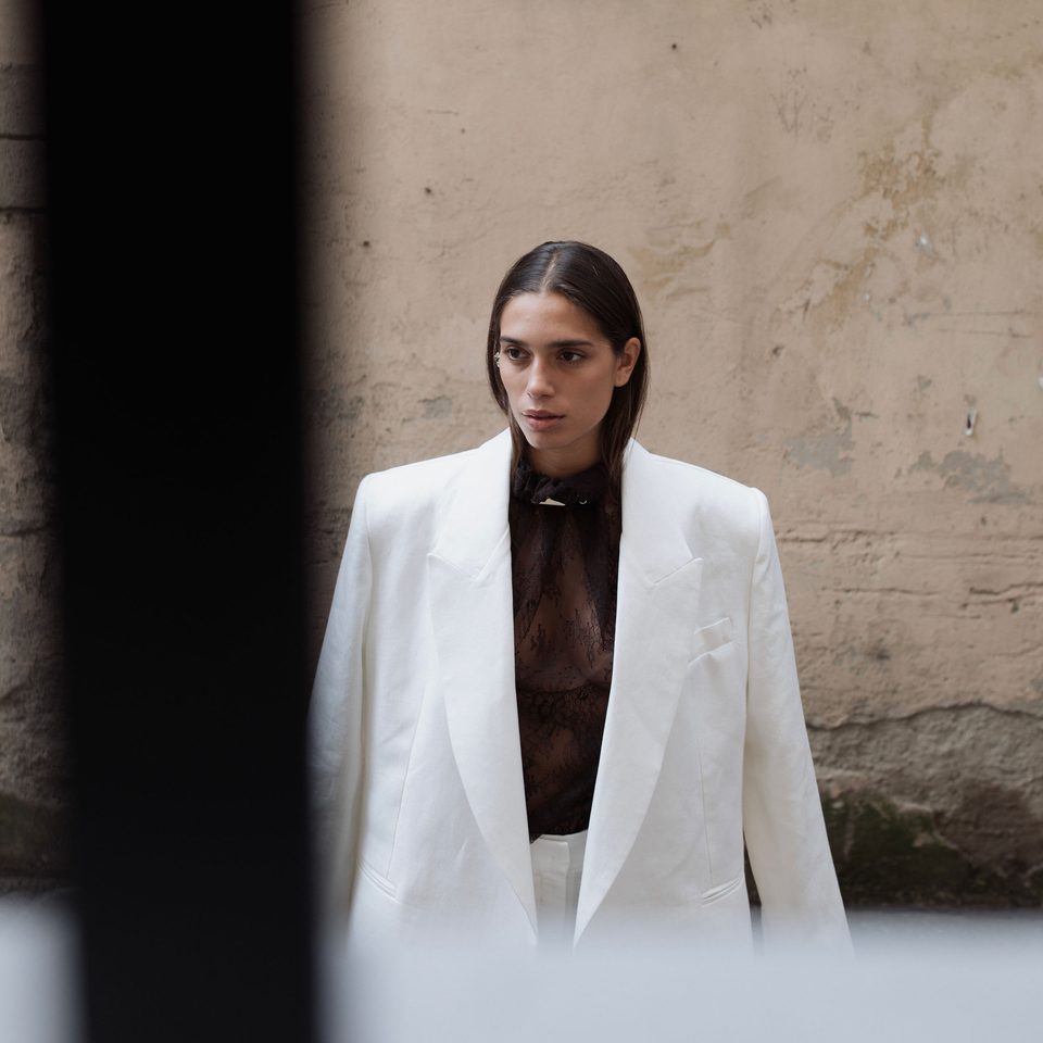 Ogni cosa al suo posto look 18